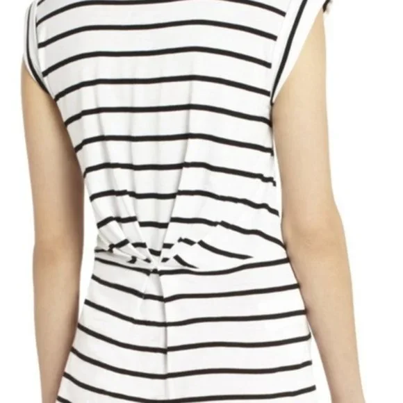 BCBGMAXAZRIA Anabella Pleated Cinch-Back Cap Sleeve Burnout Tee in Black - Picture 2 of 8